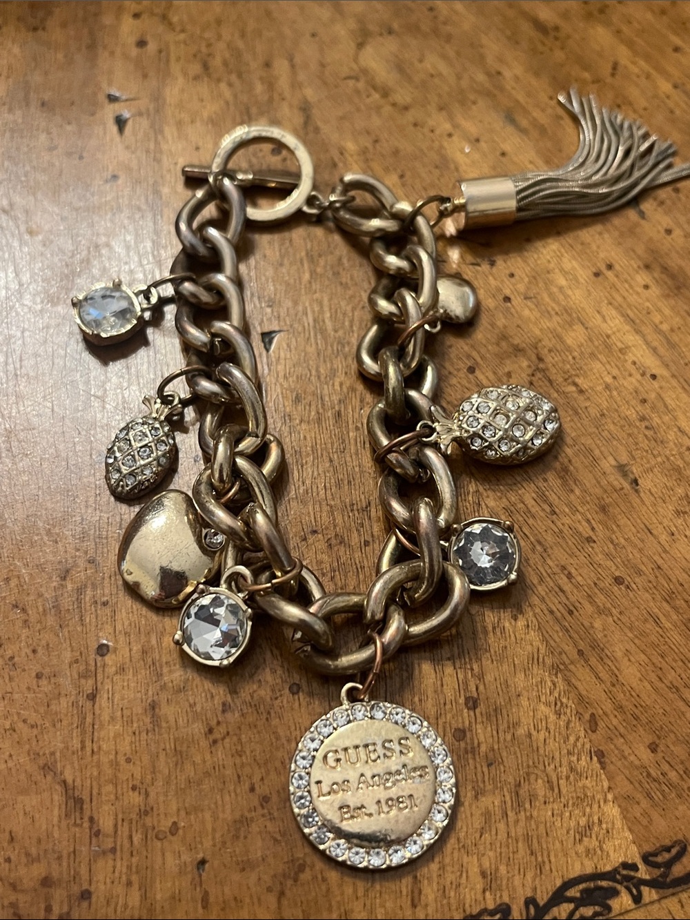 Guess Charm Bracelet Y2K Boho Streetwear Gold Tone Metal 6.5in